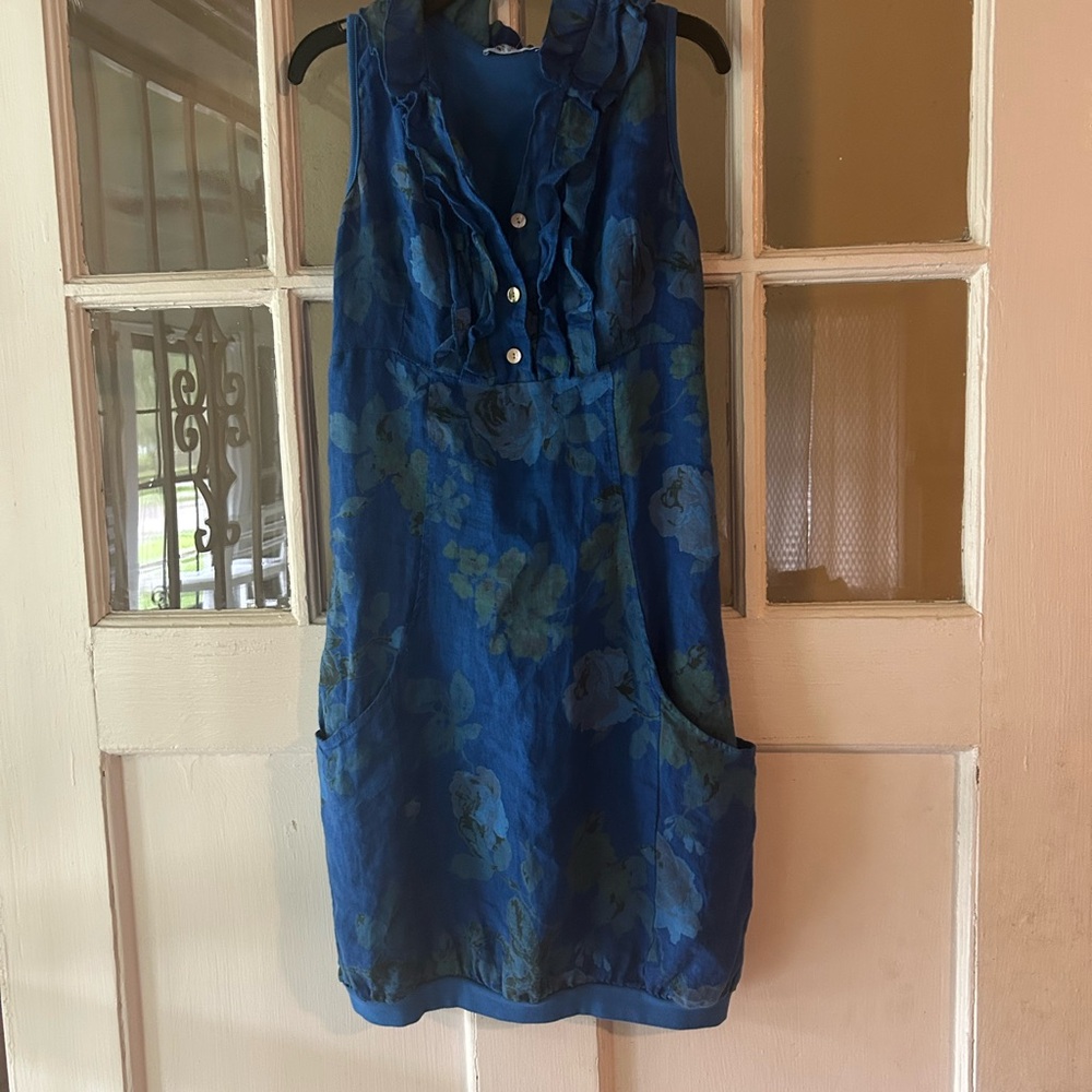 Blue Floral Sleeveless Dress XSmall see hemline accent/ floral accent/pockets!!